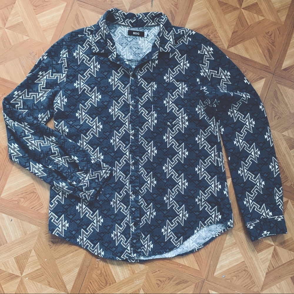 BDG gray patterned flannel/button down